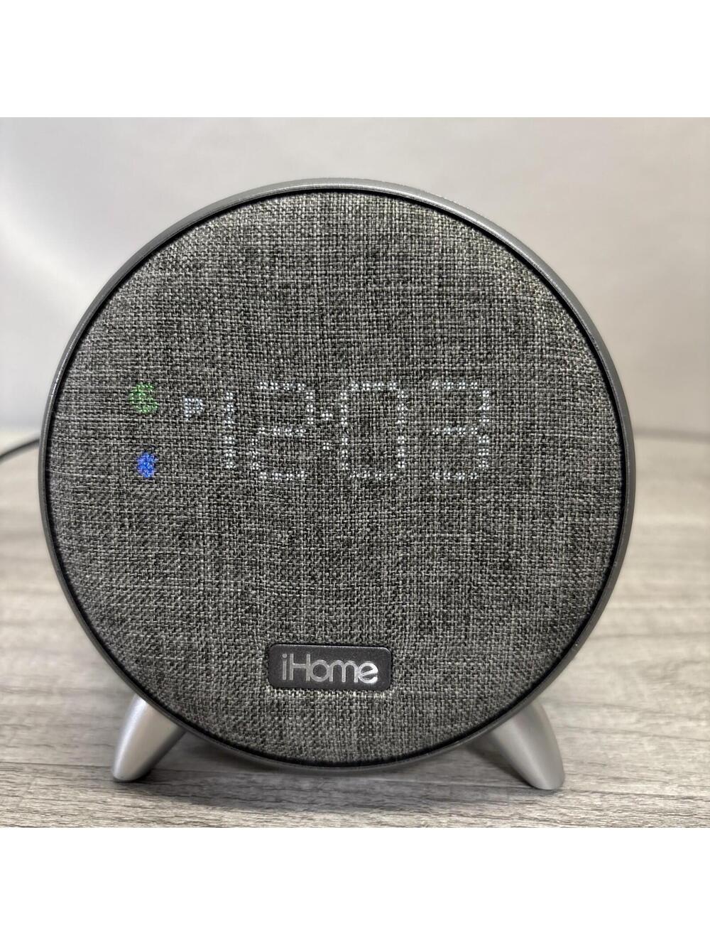 iHome iBT235 Bluetooth Speaker Alarm Clock with USB Charging - Tested & Working